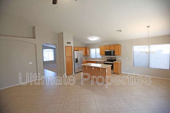Building Photo - 13207 W Tara Ln