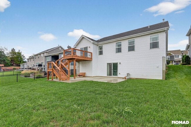 Foto del edificio - 2112 Windswept Farms Dr