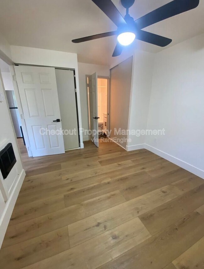 Foto del edificio - 120 Bellerive Blvd