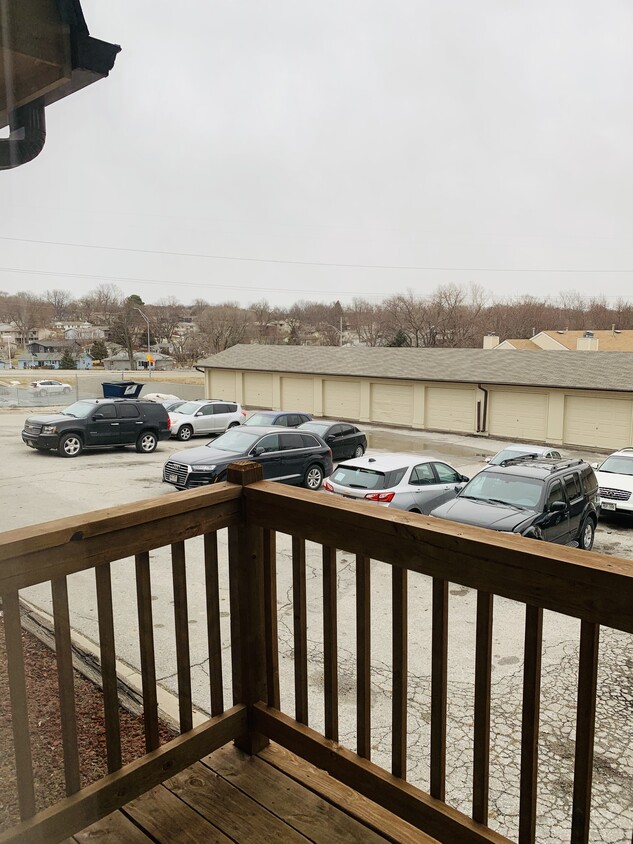 Building Photo - 10827 Blondo St