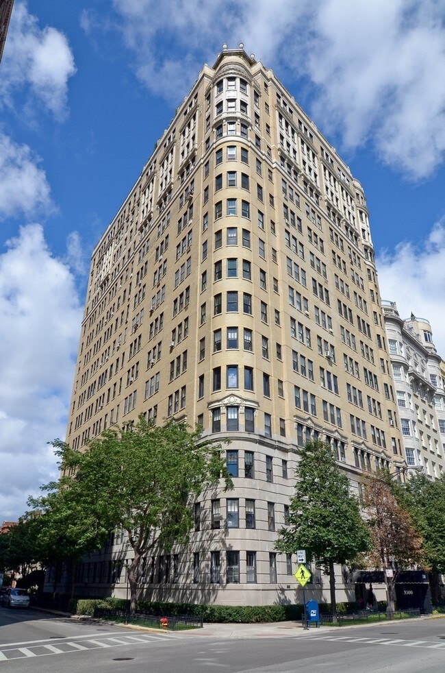 Building Photo - 3300 N Lake Shore Dr