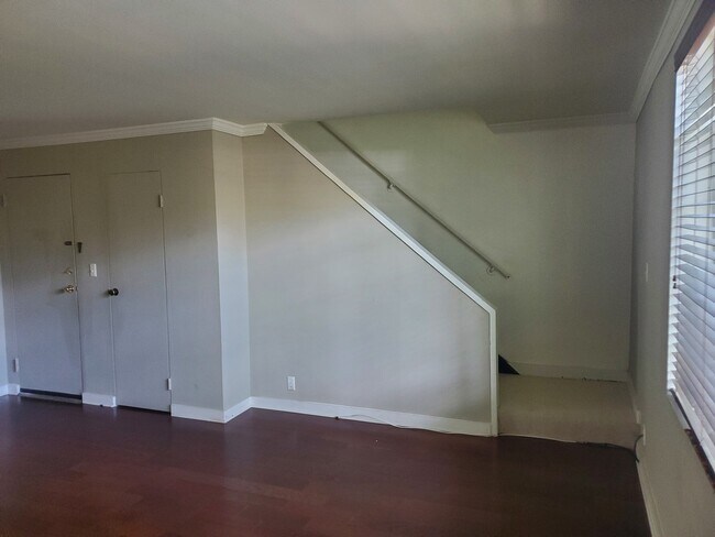 Living Room 3 - 1154 Briarcliff Rd NE