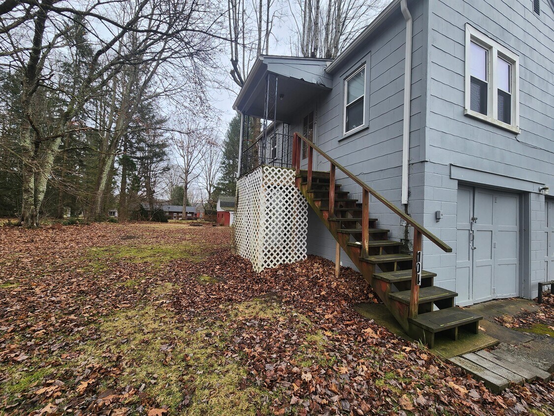 104 Bluff Rd, Beckley, WV 25801 House Rental in Beckley, WV