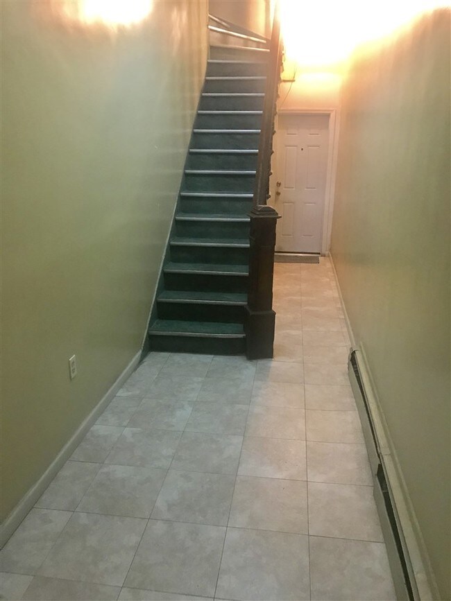 Foto del edificio - 2509 Bergenline Ave