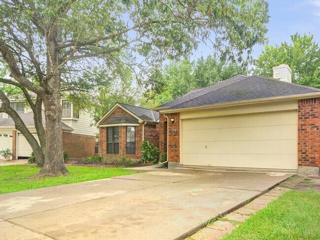 Foto del edificio - 1210 Berkeley Lake Ln