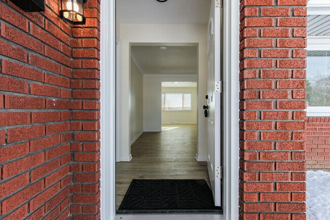 Foto del edificio - 1020 Grove St