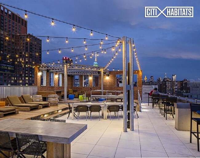 Building Photo - AVA High Line