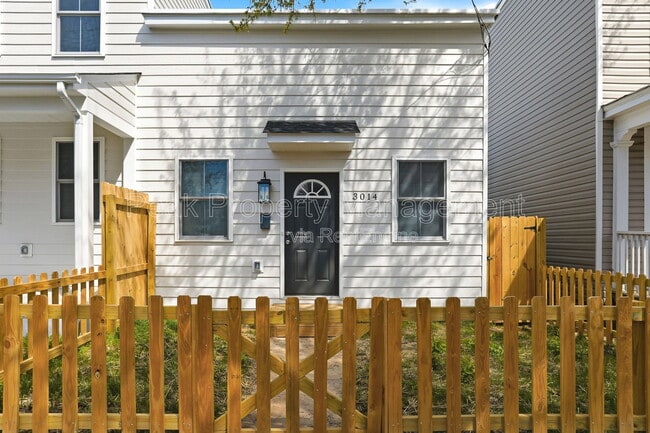 Photo - 3014 Parkwood Ave Townhome