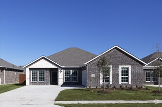 Building Photo - 1462 Lakebrook Dr
