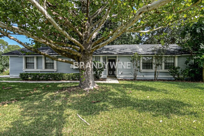 Foto del edificio - 5165 Thoroughbred Blvd