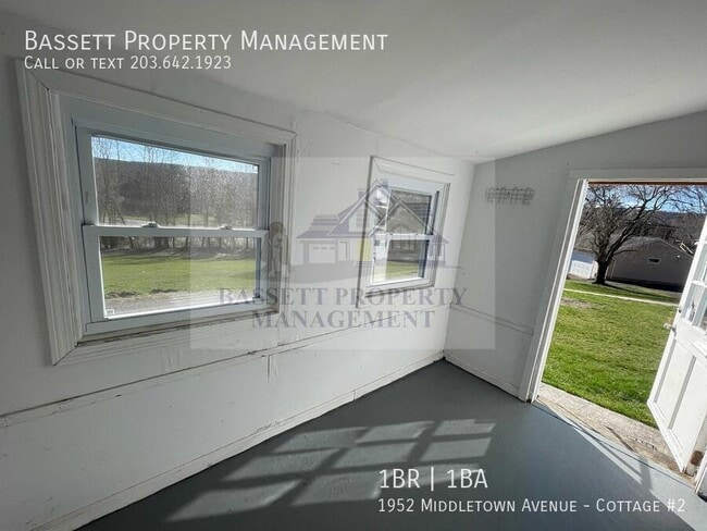 Foto del edificio - 1952 Middletown Ave