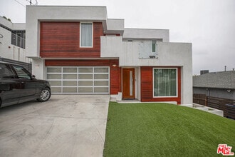 Building Photo - 1046 Glen Arbor Ave