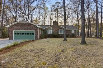 Building Photo - 101 Gatewood Dr