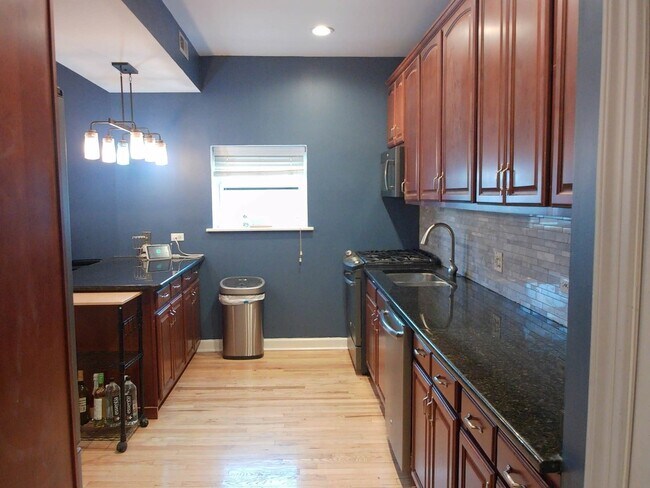 Foto del edificio - 6324 S Kimbark Ave