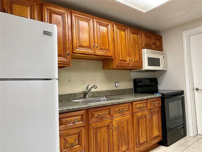 Foto del edificio - 7210 Southgate Blvd