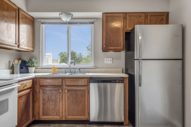 Building Photo - 176 Pheasant Point Blvd