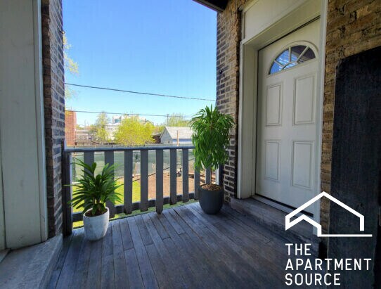 Foto del edificio - 2329 N Rockwell St