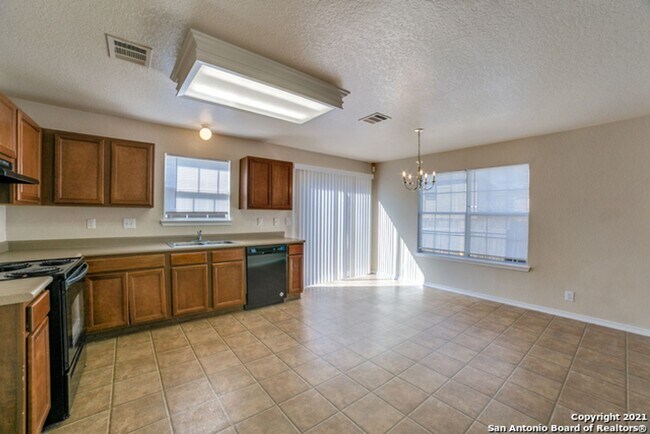 Building Photo - 26 Moondance Hill