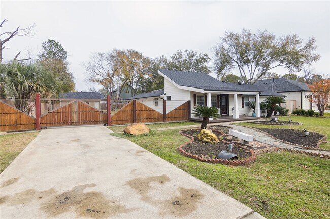 Foto del edificio - 1910 East Ave