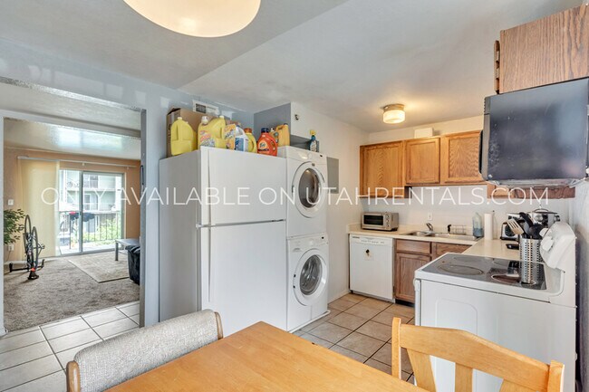 Foto del edificio - 728 W 1720 N