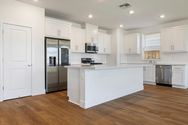 Foto del edificio - 2209 Greenhorn Rd