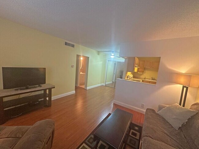 Photo - 2171 NE 66th St House