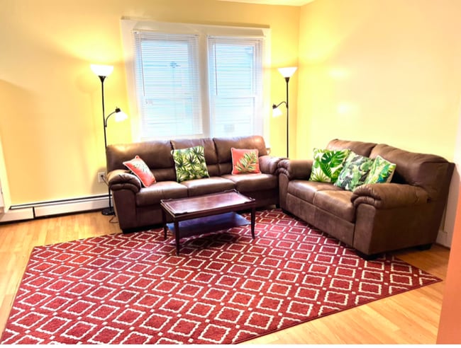 Photo - 206 California Ave Apartment