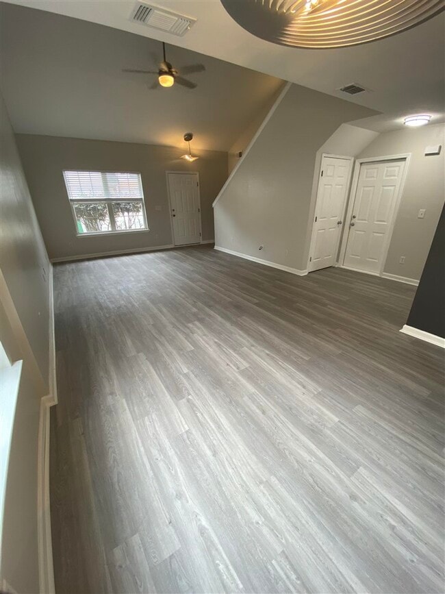 Building Photo - 1874 Nena Hills Dr
