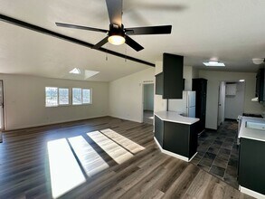 Building Photo - 2993 County Rd XX