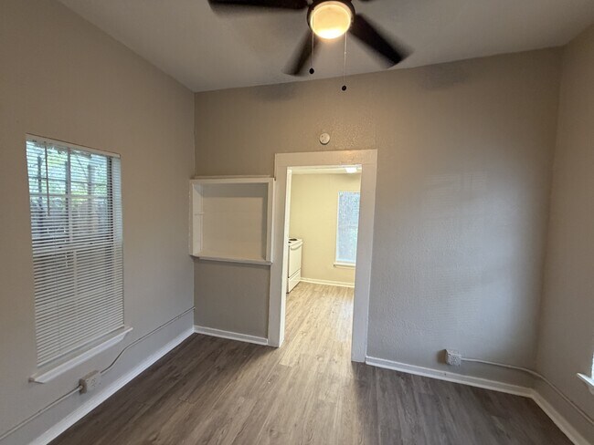 Foto del edificio - 1817 San Luis St