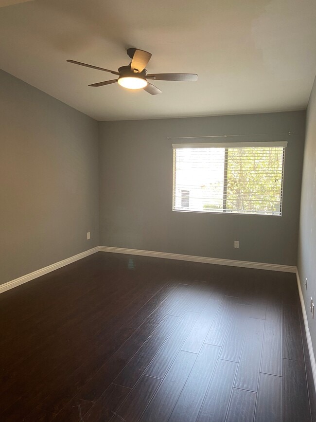 Building Photo - 12280 Corte Sabio