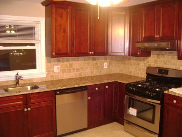 Primary Photo - 28 Wolfle St