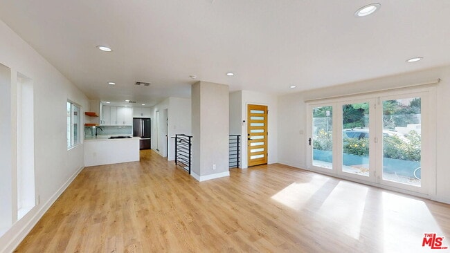 Building Photo - 3424 Oak Glen Dr