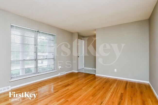 Foto del edificio - 14035 Invicta Dr