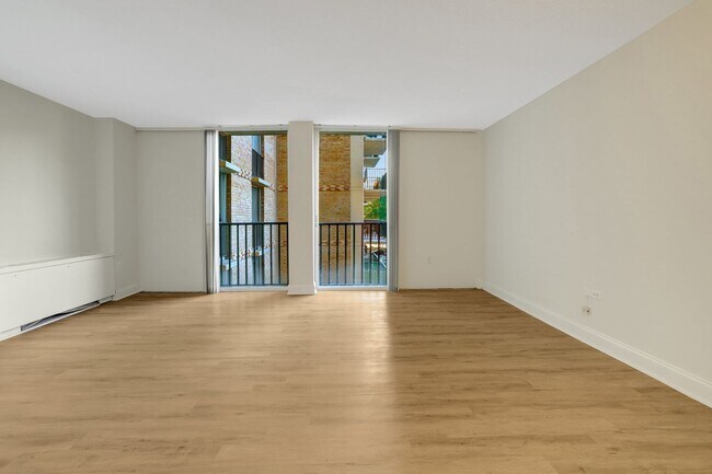 Foto del edificio - Studio Condo with all utilities included f...