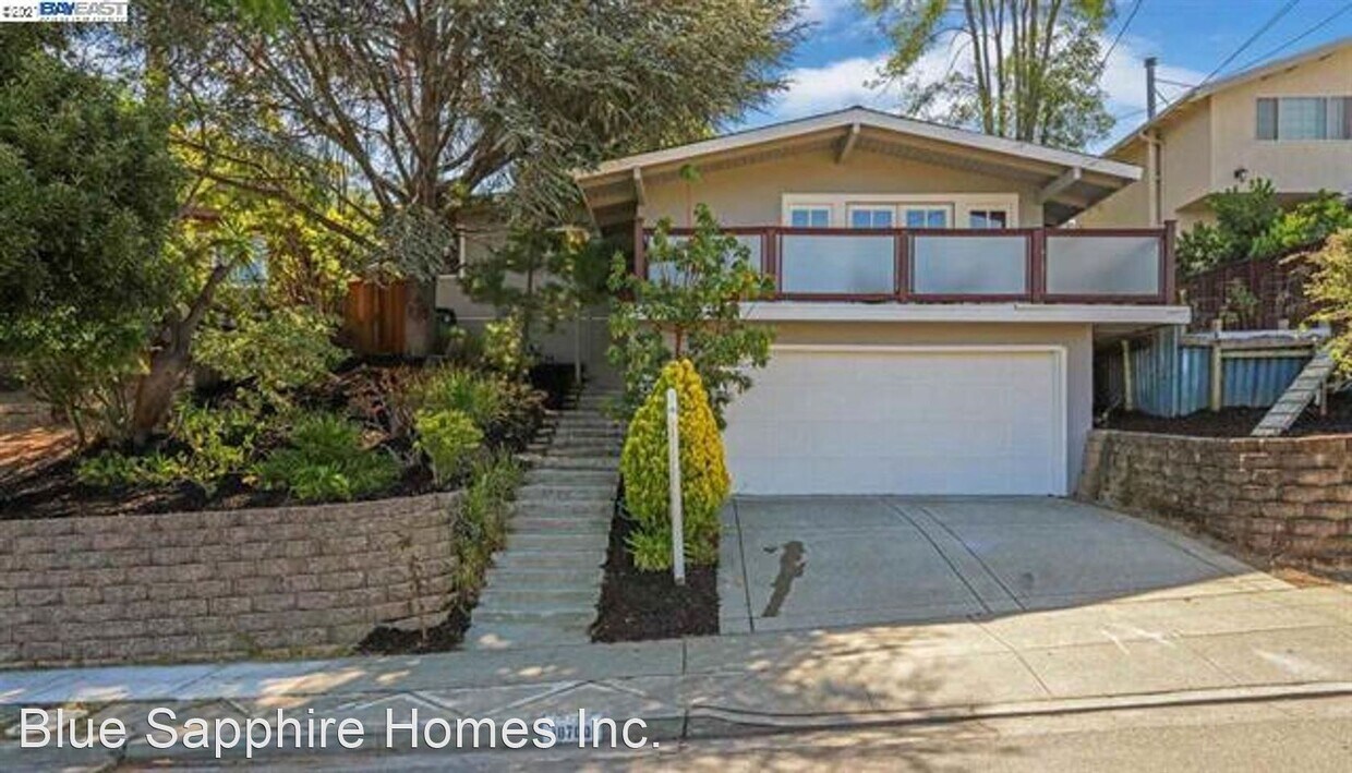 Primary Photo - 4 br, 3 bath House - 18700 Center St