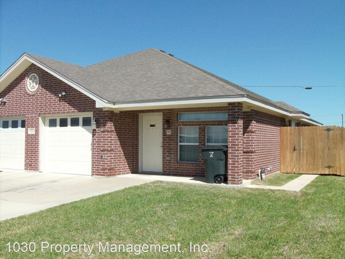 Primary Photo - 5800 Aquarus Dr