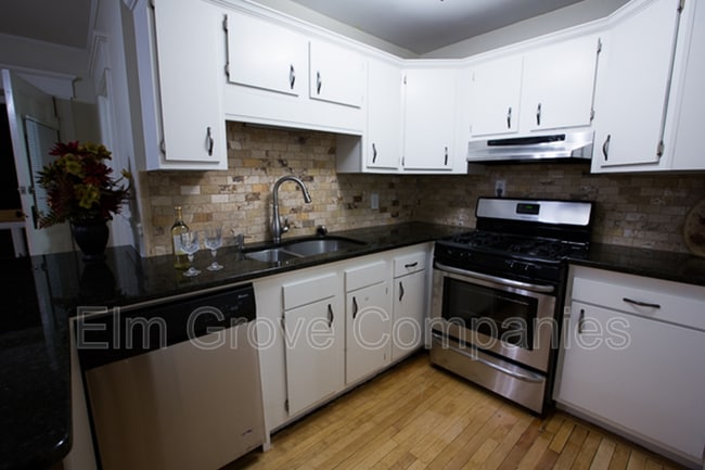 Building Photo - 45 Sagamore St