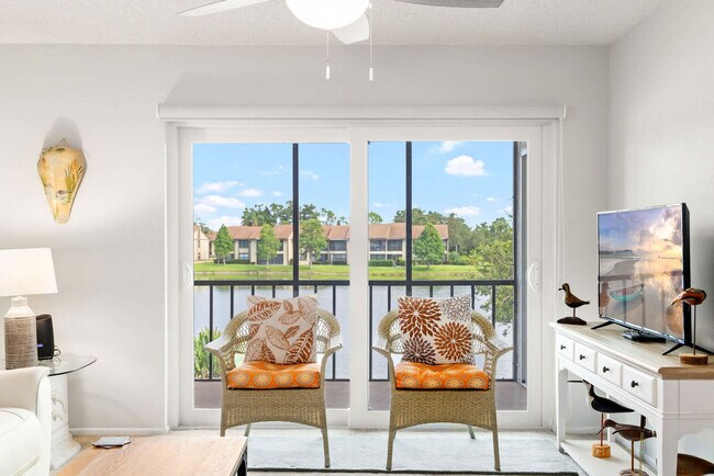 Foto del edificio - 240 Cypress Ln