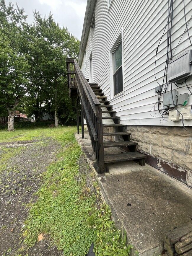 Building Photo - 2233 18th St SW