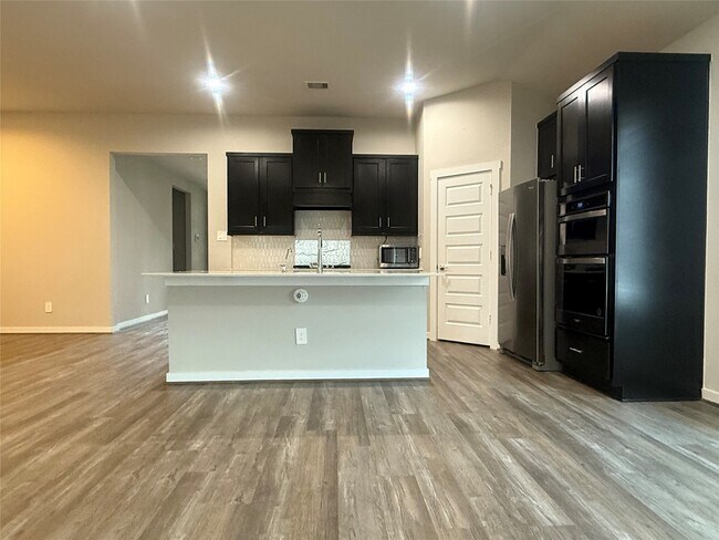 Foto del edificio - 3803 Ryans Rock Ct