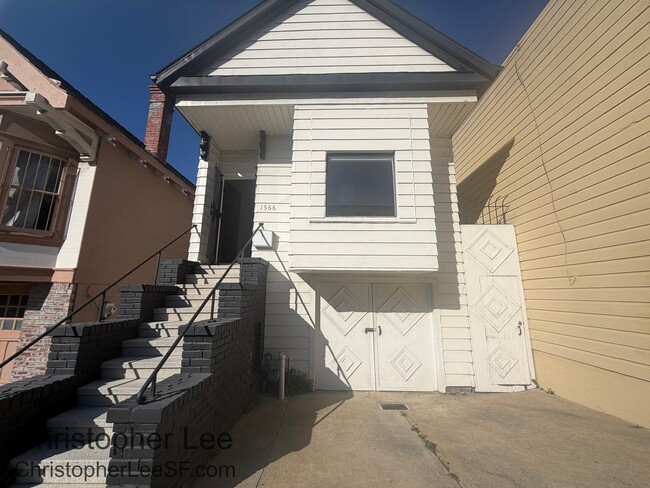 Building Photo - 1566 Newcomb Ave