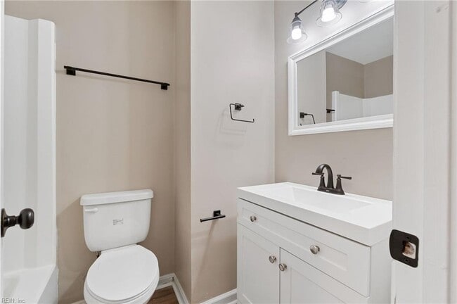 Building Photo - 5416 Heatherton Ct