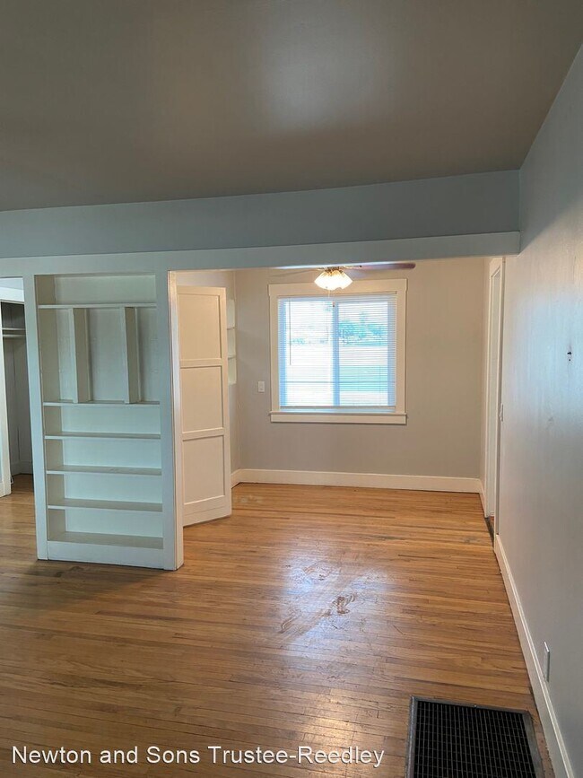 Building Photo - 2 br, 1 bath House - 604 9th Street