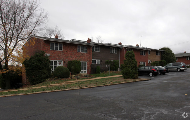 Building Photo - Normandy Hill Apartments