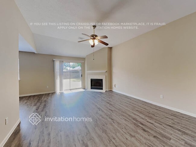 Foto del edificio - 18203 Gravenhurst Ln