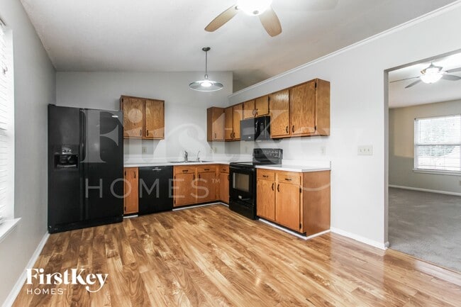 Building Photo - 1524 Blue Brook Way