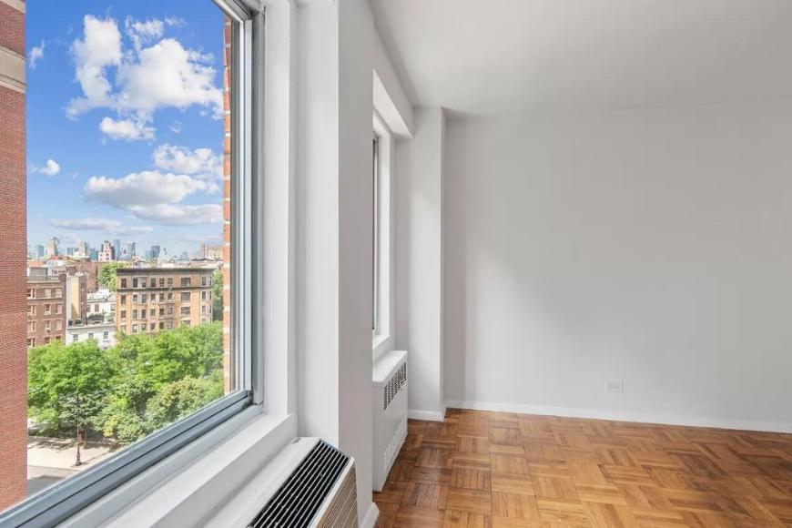 Building Photo - 0 bedroom in NEW YORK NY 10011