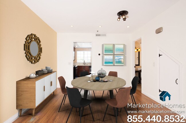 Building Photo - 211 S Redwood Ave