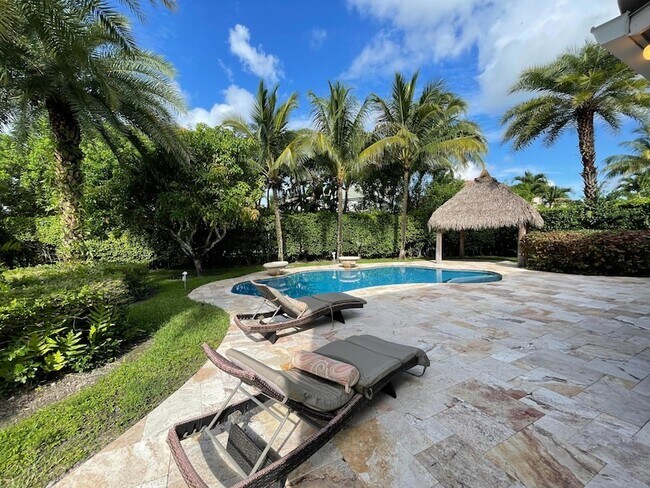 Foto del edificio - 4230 Palmetto Trail